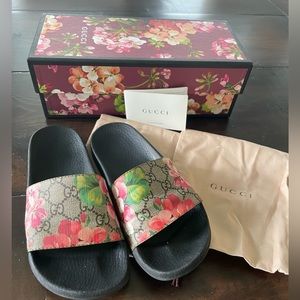 Authentic Gucci Bloom Slides size 7